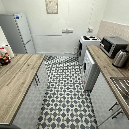Spectacular 2 Bedroom On Tower Bridge Londres Exterior foto